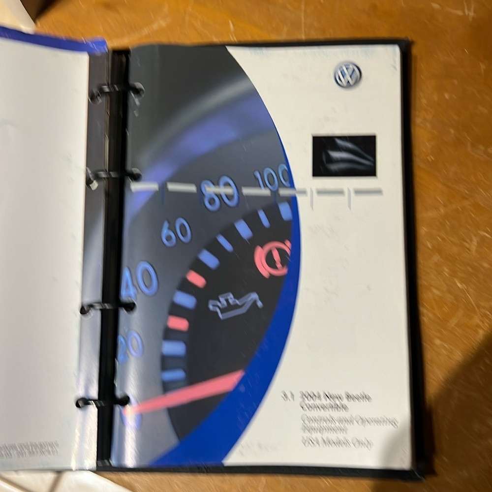 2004 new Volkswagon  Beetle convertible  owners Manuel excellent